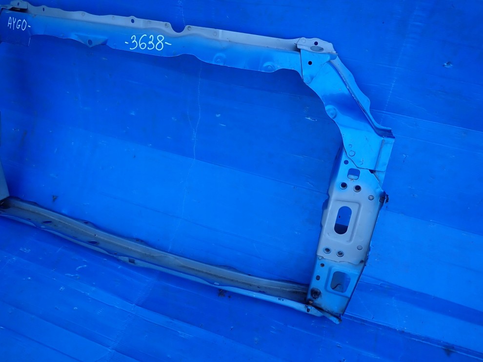 TOYOTA AYGO 05-12 PAS PRZEDNI WZMOCNIENIE CZOŁOWE 3/5