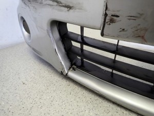 NISSAN NOTE E11 LIFT 10-12 ZDERZAK PRZEDNI 6/15 MINIATURA