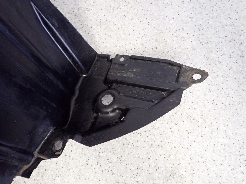 TOYOTA YARIS II 06- NADKOLE PRZEDNIE PRAWE 4/8