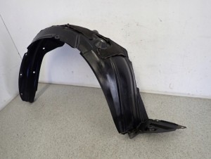 TOYOTA YARIS II 06- NADKOLE PRZEDNIE PRAWE 1/8 MINIATURA