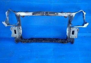 TOYOTA COROLLA VERSO 2.2 D-CAT 04-07 PAS PRZEDNI WZMOCNIENIE CZOŁOWE