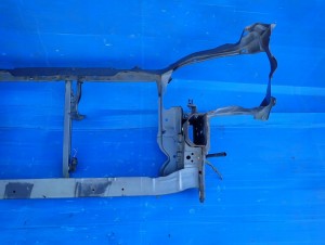 TOYOTA COROLLA HB 04-07 PAS PRZEDNI WZMOCNIENIE CZOŁOWE 7/10 MINIATURA