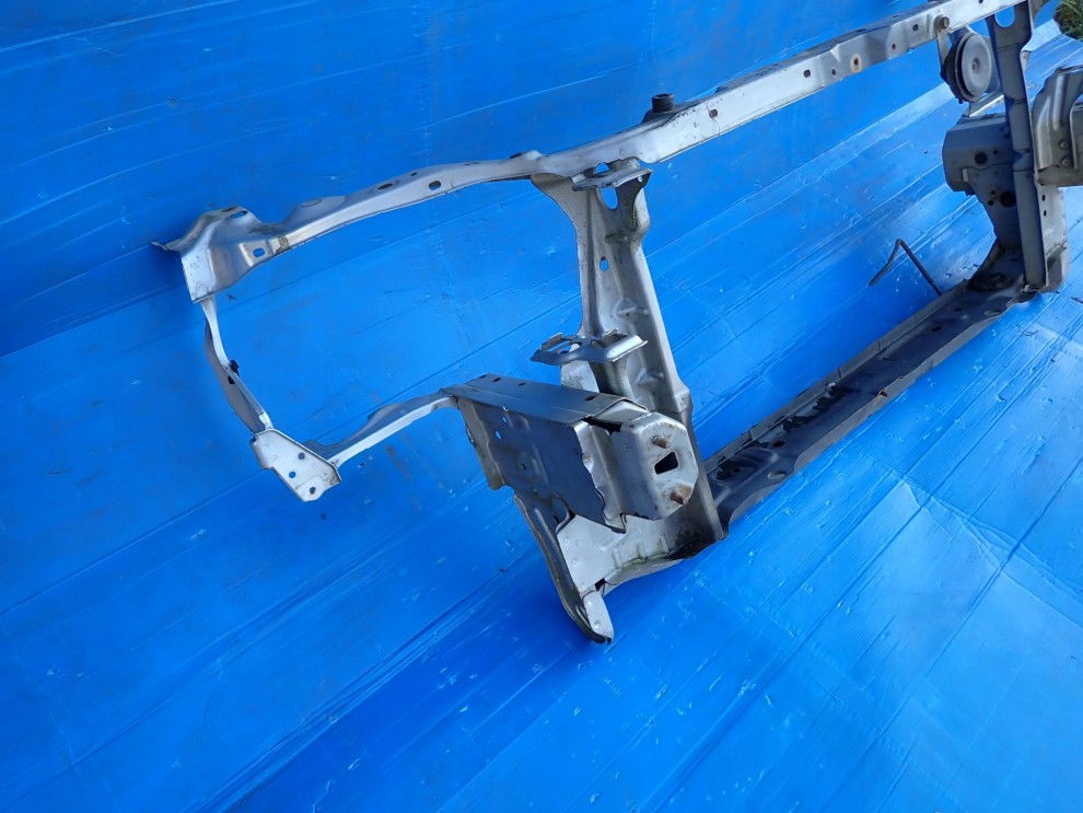 TOYOTA COROLLA E12 HB 02-04 PAS PRZEDNI WZMOCNIENIE CZOŁOWE 4/8