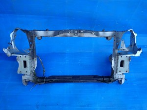 TOYOTA COROLLA VERSO 04-07 PAS PRZEDNI WZMOCNIENIE CZOŁOWE 1/6 MINIATURA