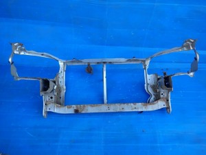 TOYOTA COROLLA HB 04-07 PAS PRZEDNI WZMOCNIENIE CZOŁOWE 5/9 MINIATURA