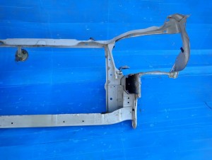 TOYOTA COROLLA E12 HB 02-04 PAS PRZEDNI WZMOCNIENIE CZOŁOWE 7/8 MINIATURA