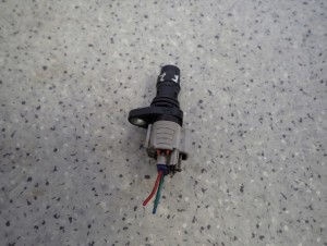 MAZDA 5 6 2.0D RF7J 05- CZUJNIK POŁOŻENIA WAŁU KORBOWEGO 4/5 MINIATURA