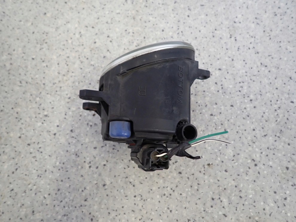 TOYOTA AVENSIS T25 LIFT 06- HALOGEN PRZEDNI PRAWY 6/7