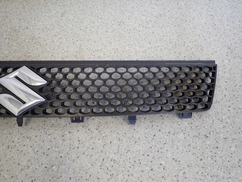 SUZUKI SWIFT 04-07 ATRAPA WLOTU POWIETRZA GRILL 4/9