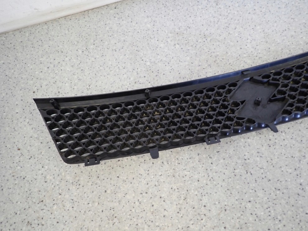 SUZUKI SWIFT 04-07 ATRAPA WLOTU POWIETRZA GRILL 7/9