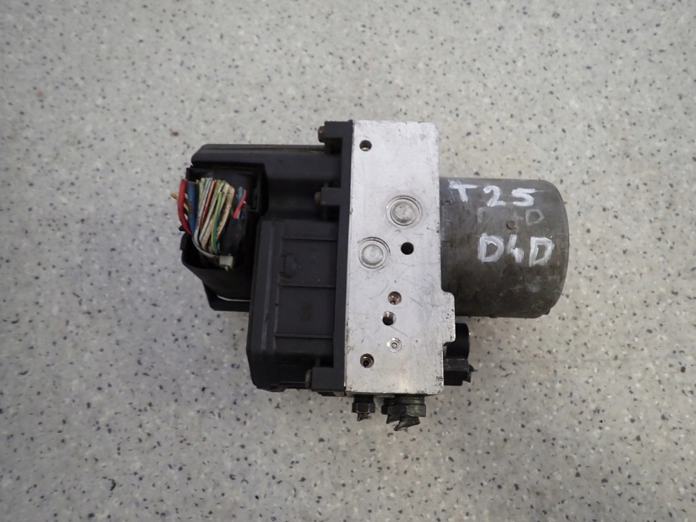 TOYOTA AVENSIS T25 2.0 D4D 02- POMPA ABS STEROWNIK 89541-05073 1/6