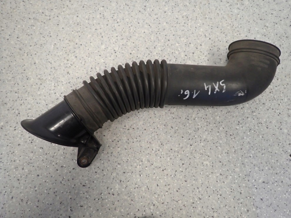 SUZUKI SX4 1.6 BENZ 06-12 RURA POWIETRZA PRZEWÓD 1/6