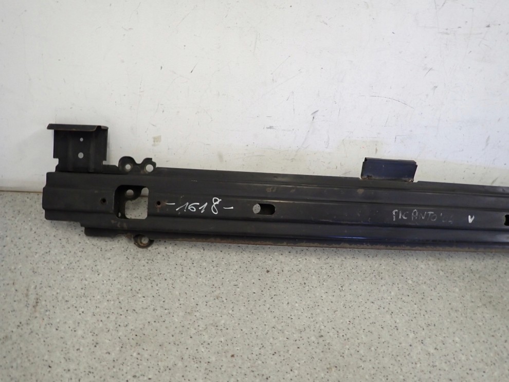 KIA PICANTO 04-07 BELKA ZDERZAKA PRZÓD 3/8