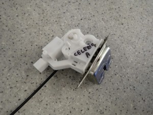 SUZUKI CELERIO 14-19 ZAMEK TYLNEJ KLAPY 6/7 MINIATURA