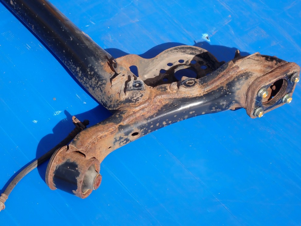 SUZUKI CELERIO 14-19 BELKA ZAWIESZENIA TYLNEGO 3/8