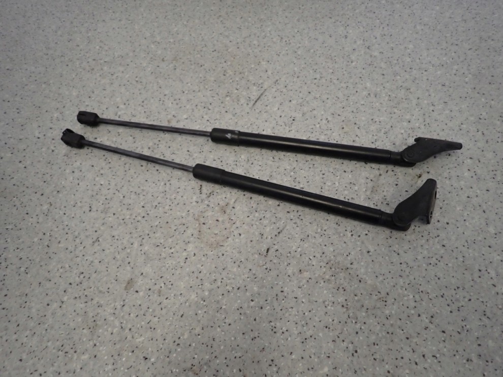 SUZUKI SWIFT MK6 05-09 SIŁOWNIKI KLAPY BAGAŻNIKA KOMPLET 4/5