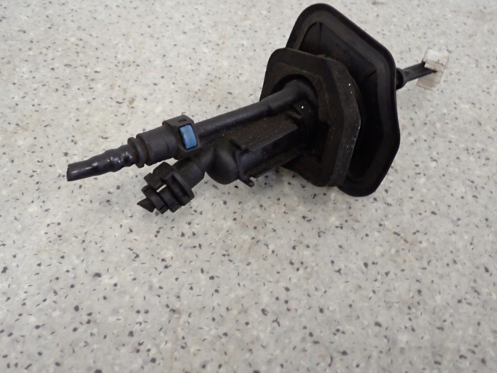 MAZDA5 MAZDA 5 2.0 D RF7 BENZYNA POMPKA SPRZĘGŁA 5/6