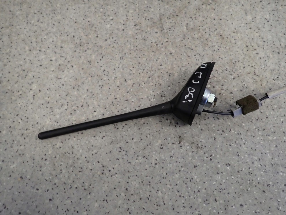 HYUNDAI i30 06-12 PODSTAWA ANTENY ANTENA 2/5