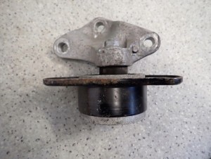 MITSUBISHI COLT 04- 1.5 DID PODUSZKA SILNIKA LEWA 5/5 MINIATURA