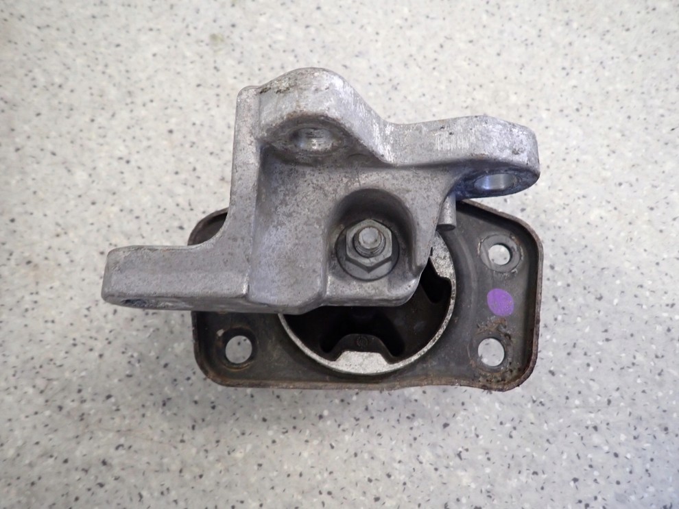 MITSUBISHI COLT 04-12 1.1 BENZYNA PODUSZKA SILNIKA LEWA 2/6