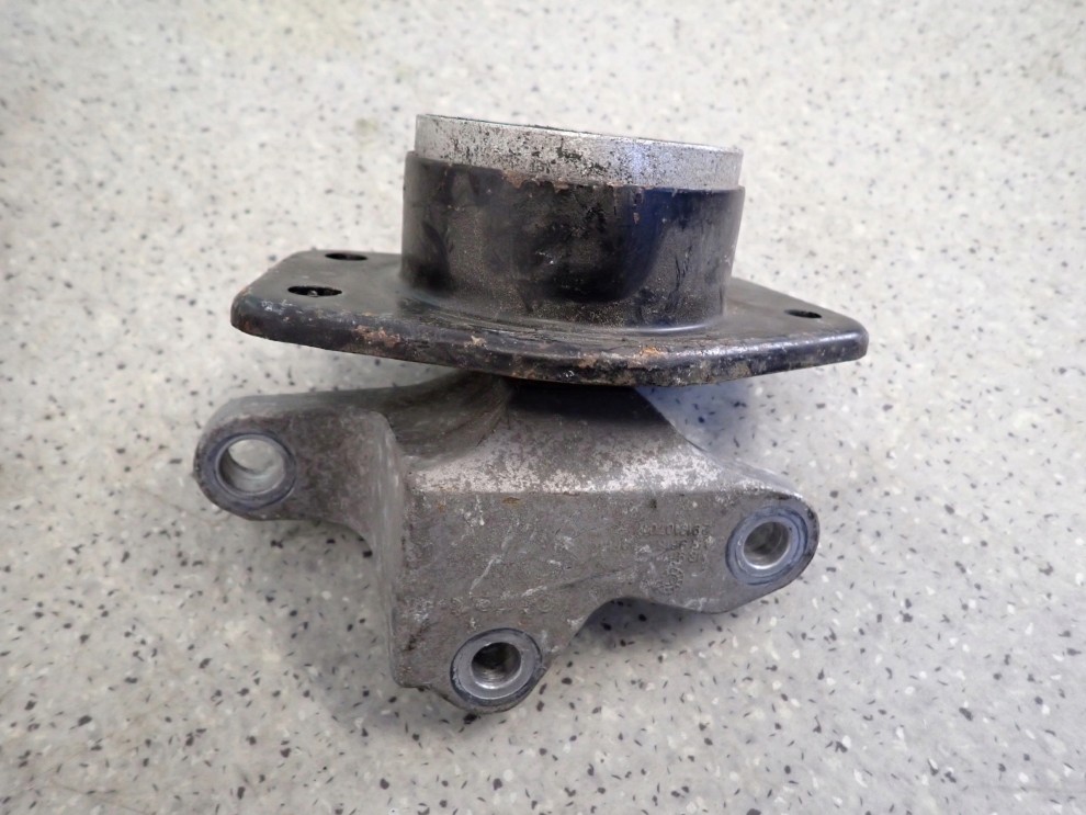 MITSUBISHI COLT 04-12 1.1 BENZYNA PODUSZKA SILNIKA LEWA 3/6