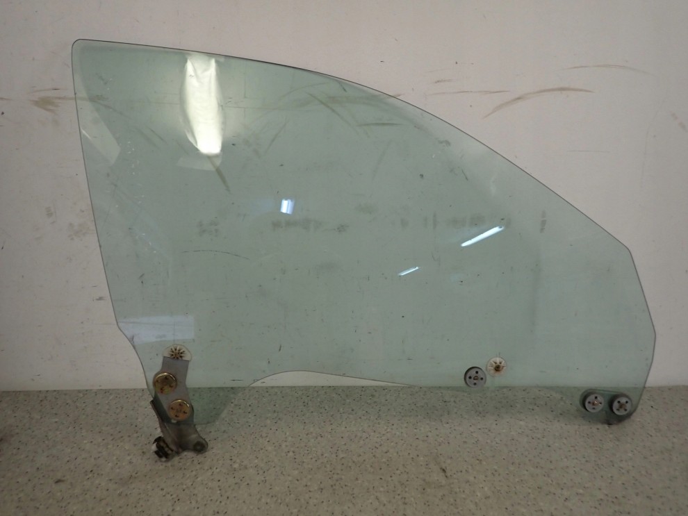 SUBARU LEGACY OUTBACK 03-06 SZYBA DRZWI PRZEDNIA PRAWA 1/2