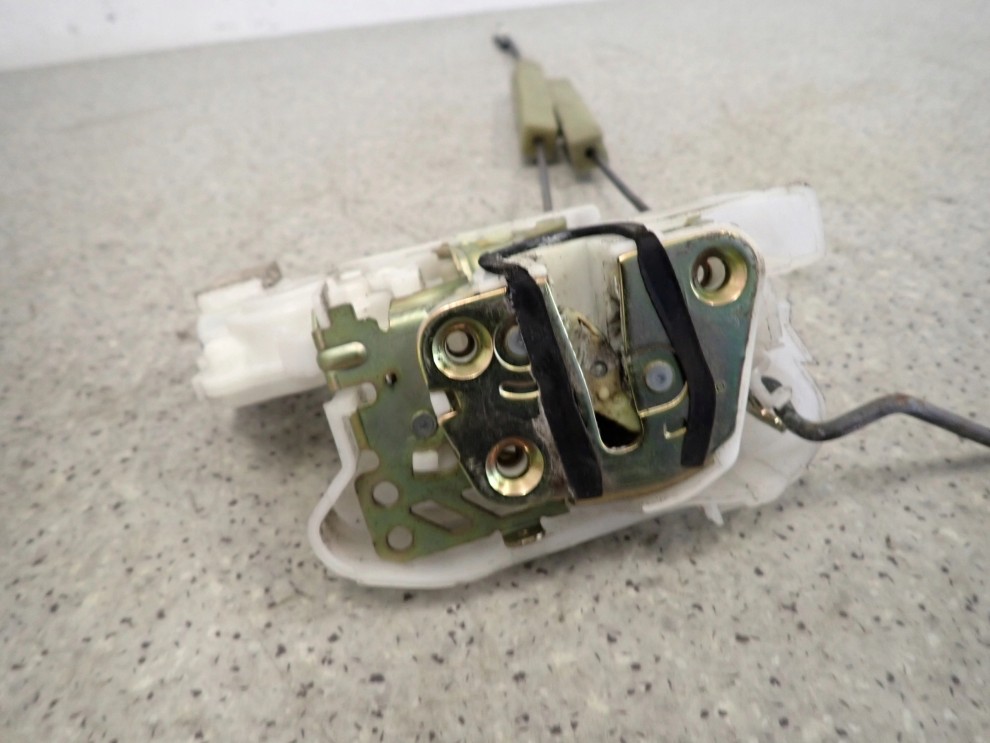 SUBARU LEGACY OUTBACK 03-06 ZAMEK PRZEDNI PRAWY 7/7