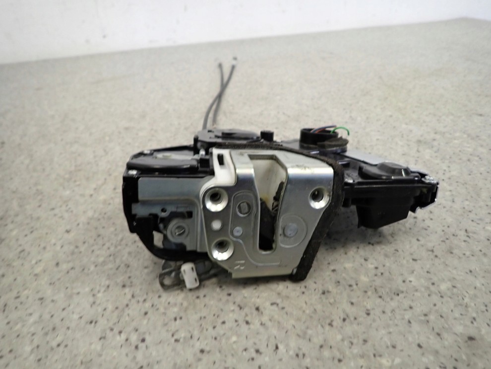 SUZUKI SWIFT HB 04-09 ZAMEK DRZWI PRZEDNI PRAWY 6/7