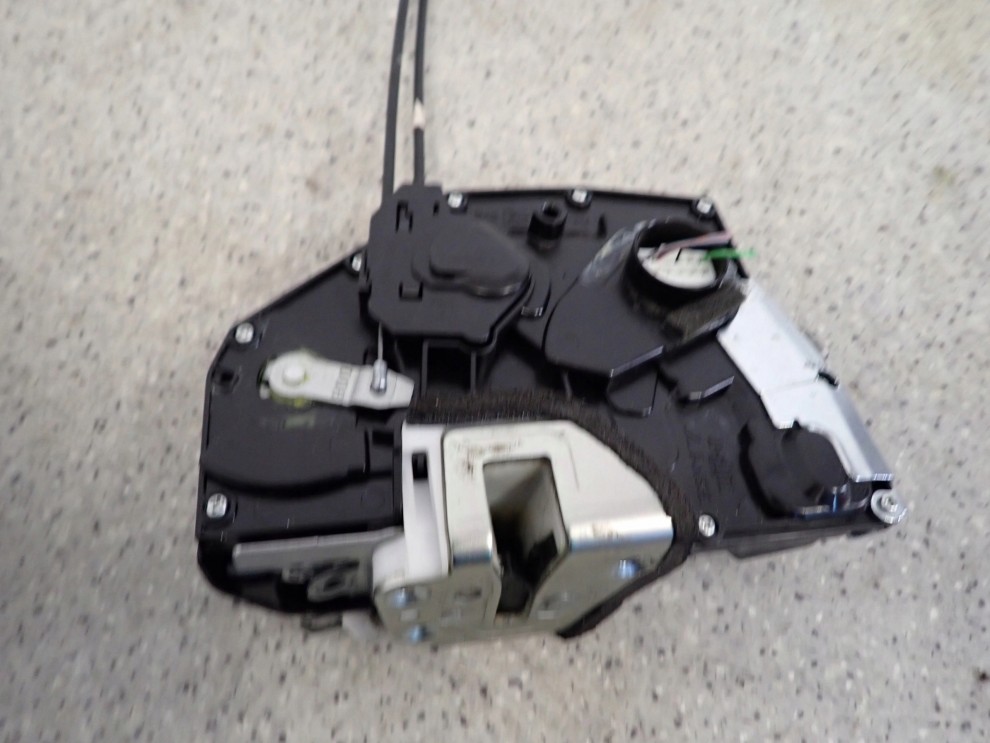 SUZUKI SWIFT HB 04-09 ZAMEK DRZWI PRZEDNI PRAWY 7/7