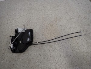 SUZUKI SWIFT HB 04-09 ZAMEK DRZWI PRZEDNI PRAWY