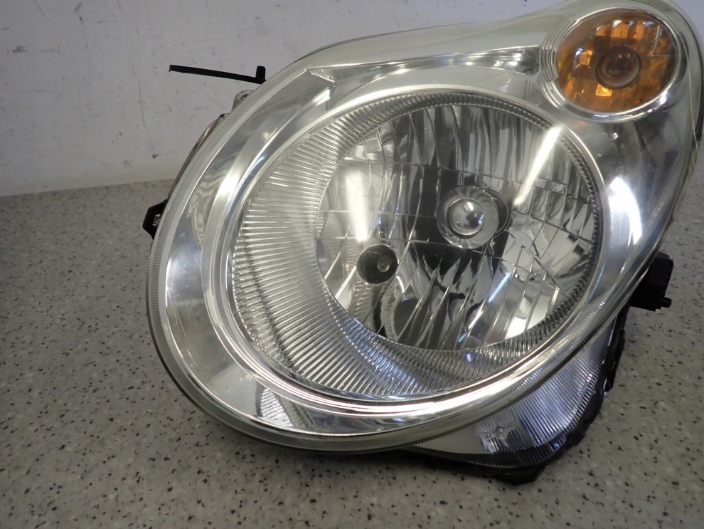 SUZUKI ALTO 09- LAMPA PRZEDNIA LEWA REFLEKTOR 2/10