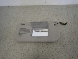 HYUNDAI TUCSON 04- DASZEK PRZECIWSŁONECZNY PRAWY 3/8 MINIATURA