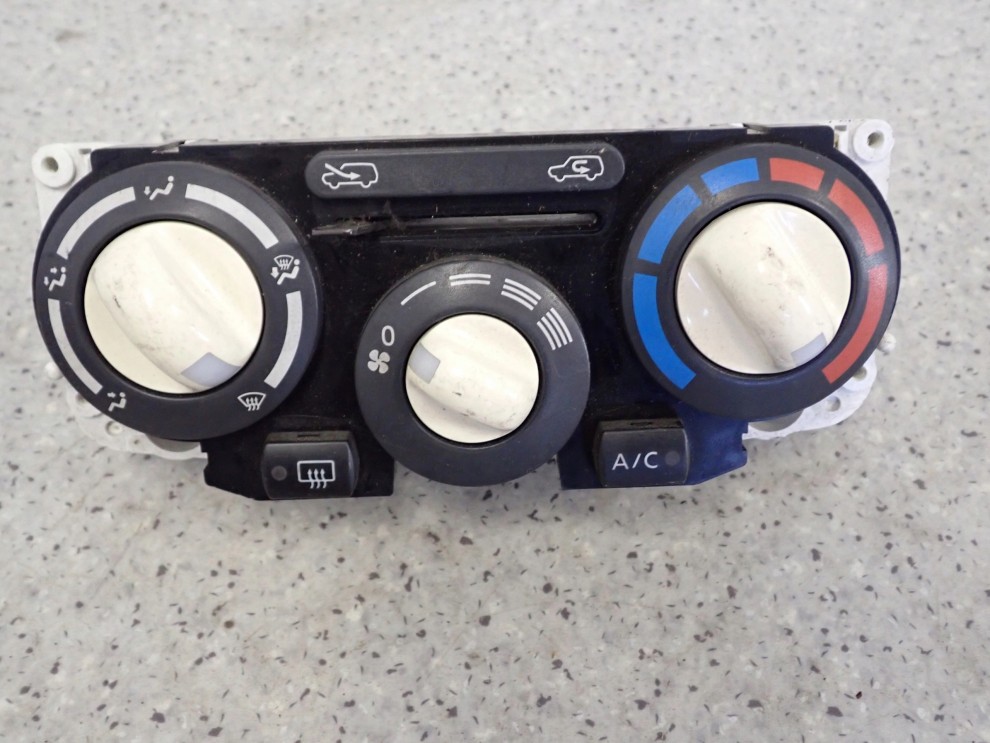 NISSAN MICRA K12 02-05 PANEL STEROWANIA NAWIEWEM 4/9