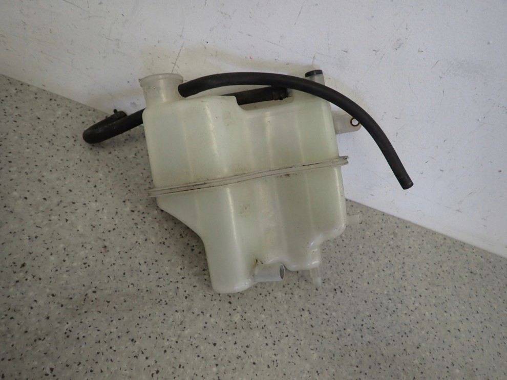 TOYOTA YARIS I 1.4 D4D 99-05 ZBIORNICZEK WYRÓWNAWCZY 3/7