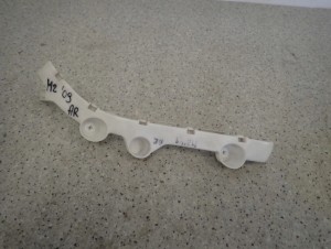 MAZDA 2 II DE 07- ŚLIZG ZDERZAKA TYLNY PRAWY