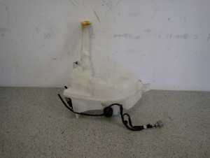 MAZDA 3 BK MAZDA 5 CR 03- ZBIORNICZEK PŁYNU DO SPRYSKIWACZY POMPKI 1/8 MINIATURA