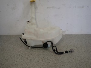 MAZDA 3 BK MAZDA 5 CR 03- ZBIORNICZEK PŁYNU DO SPRYSKIWACZY POMPKI 2/8 MINIATURA