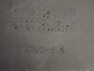 SUZUKI SPLASH 08-14 OSŁONA CHŁODNICY KIEROWNICA POWIETRZA 72393-51K 3/6 MINIATURA