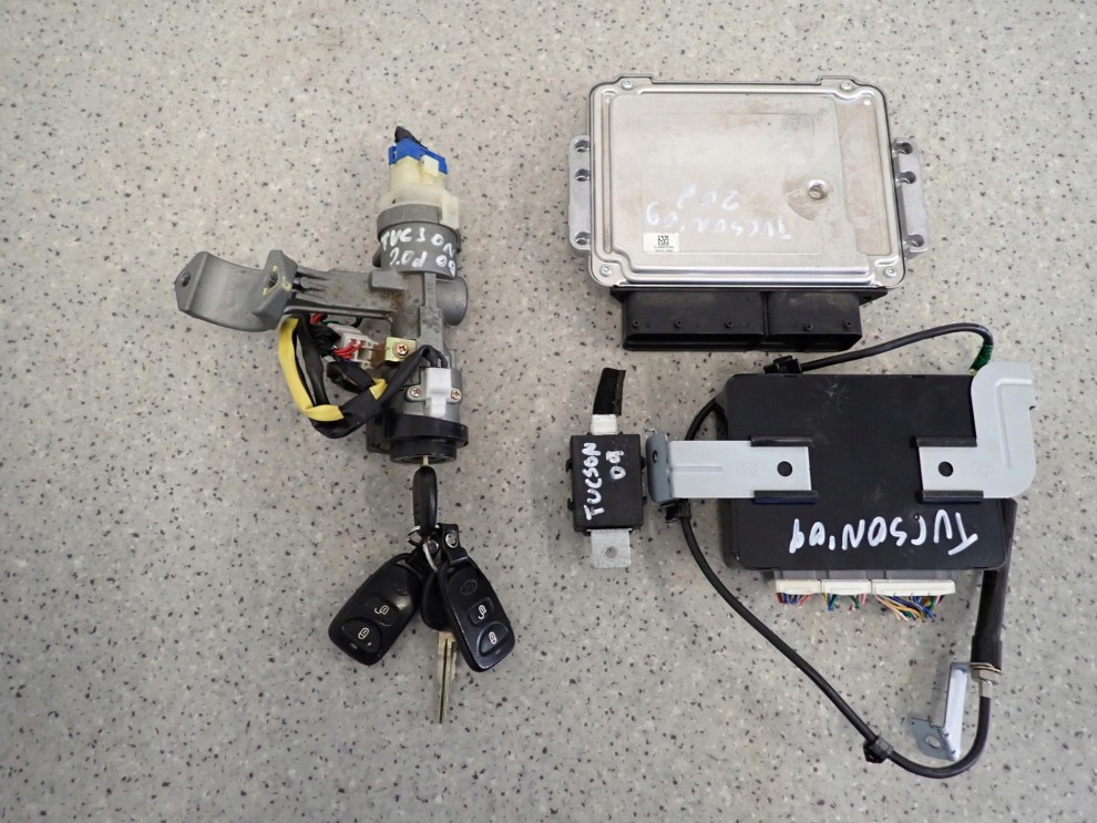 HYUNDAI TUCSON 2.0 CRDI 04-10 ZESTAW STARTOWY STACYJKA KOMPUTER 8/8