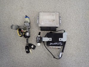 HYUNDAI TUCSON 2.0 CRDI 04-10 ZESTAW STARTOWY STACYJKA KOMPUTER 7/8 MINIATURA