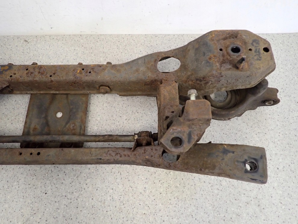 MAZDA 5 CR 2005 - 2010 BELKA ZAWIESZENIA TYŁ 4/9