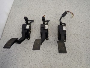 KIA RIO II CRDI 05-10 PEDAŁ GAZU 2/4 MINIATURA