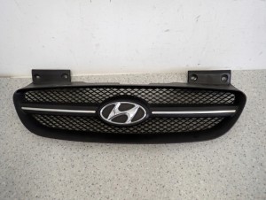 HYUNDAI GETZ 06- ATRAPA CHŁODNICY KRATA WLOTU 3E, EB, NIELAKIEROWANA 2/12 MINIATURA