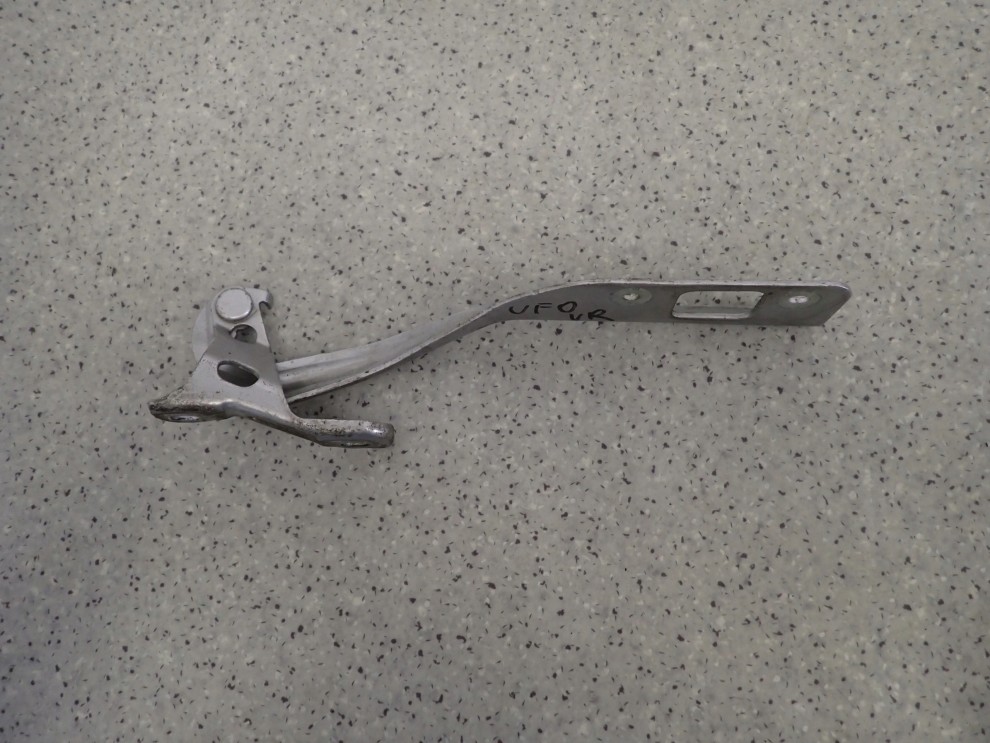 HONDA CIVIC VIII UFO 06- ZAWIAS MASKI PRZEDNI PRAWY 2/3