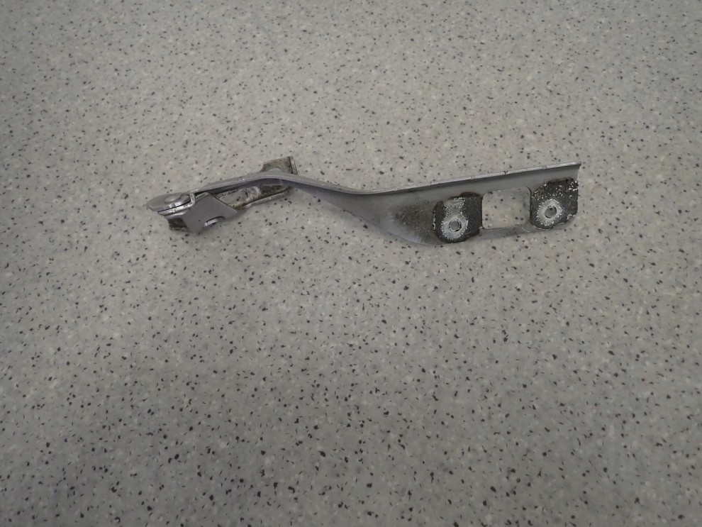 HONDA CIVIC VIII UFO 06- ZAWIAS MASKI PRZEDNI PRAWY 3/3