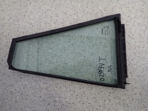 TOYOTA VERSO 09-13 SZYBA TYLNA PRAWA TRÓJKĄT 2/2 MINIATURA