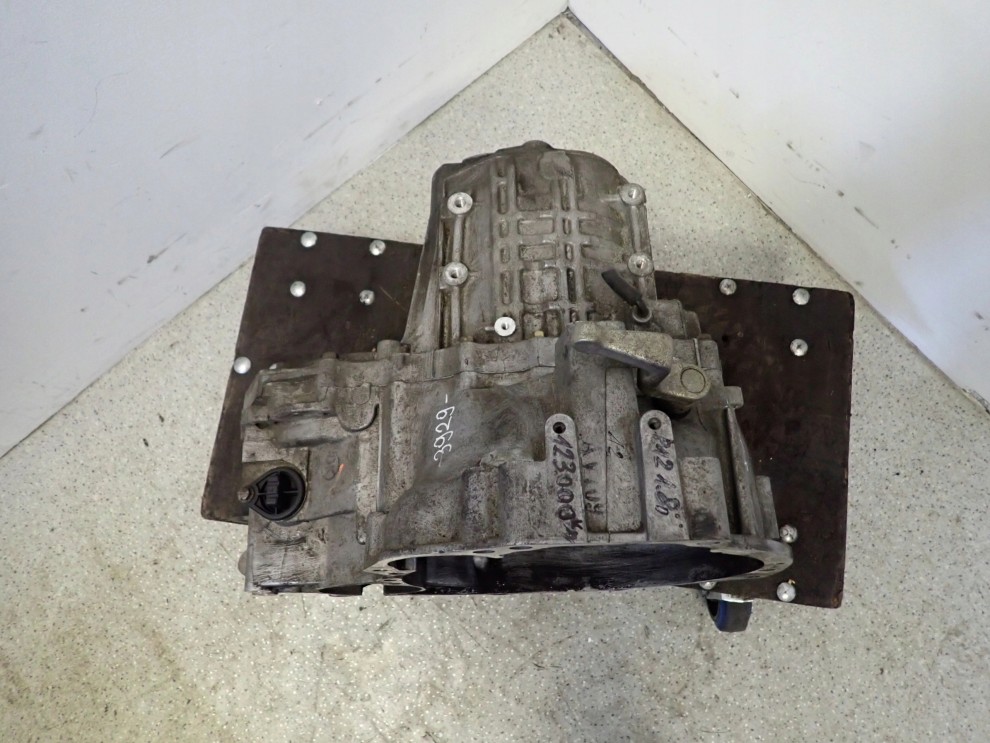 NISSAN PRIMERA P12 02- 1.8i SKRZYNIA BIEGÓW MANUALNA 3/8