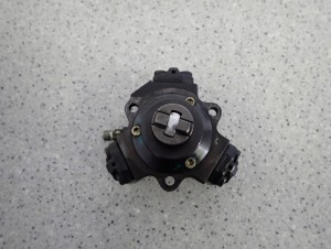 HYUNDAI TUCSON KIA SPORTAGE II 2.0 CRDI 113KM 04- POMPA WTRYSKOWA 2/7 MINIATURA