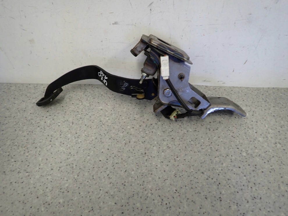 HYUNDAI IX20 09- PEDAŁ SPRZĘGŁA EUROPA 4/4