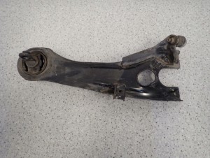 HYUNDAI i30 07-12 WAHACZ TYLNY PRAWY WZDŁUŻNY 2/4 MINIATURA